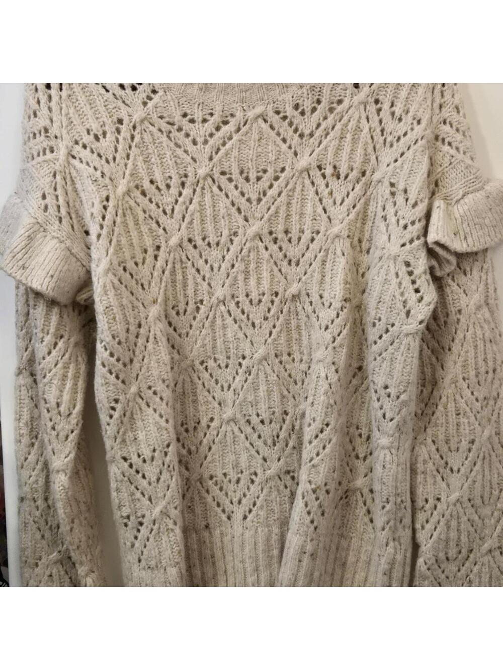 Old Navy Women's Cream and White Jumper